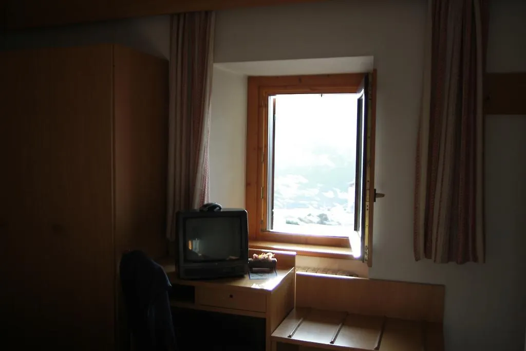 Hotel Genziana Passo Stelvio 3*,  Itálie