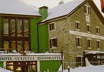 Hotel Genziana Passo Stelvio 3*,